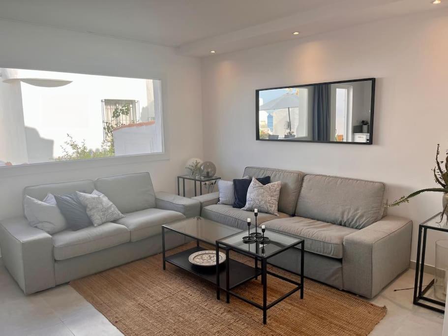 Ferienhaus Nyrenoverat! Beachfront Townhouse Med Pool